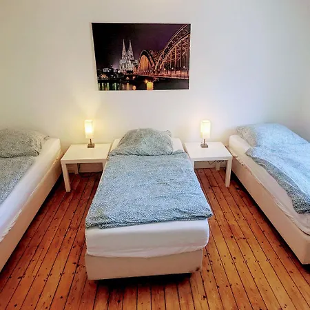 Weidenpesch Apartment
