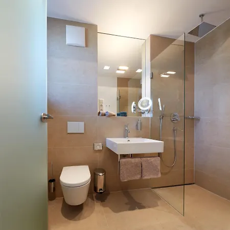 Refugium De Luxe Boardinghouse Messe/deutz Hotel