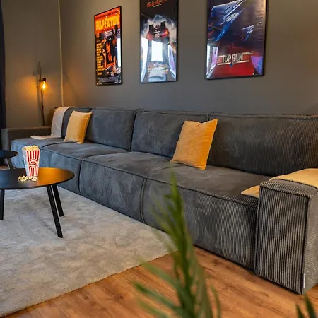 Svyvo - Serviced Ehrenfeld Apartment *