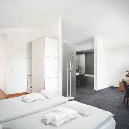 &repeat Airport Hotel Cologne