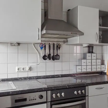 Charmante Maisonette Mit Balkon Und Gartenblick Apartment Cologne