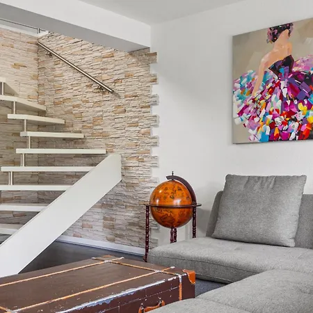 Charmante Maisonette Mit Balkon Und Gartenblick Apartment