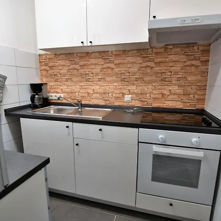 Gorgeous In Muelheim Am Wiener Platz Apartment