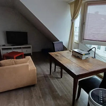 Komfort Citytrain Messe Business Erholung Wifi Mit Magentatv Bis 4 Pers Apartment