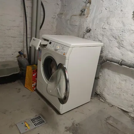 Apartment Komfort Citytrain Messe Business Erholung Wifi Mit Magentatv Bis 4 Pers Cologne