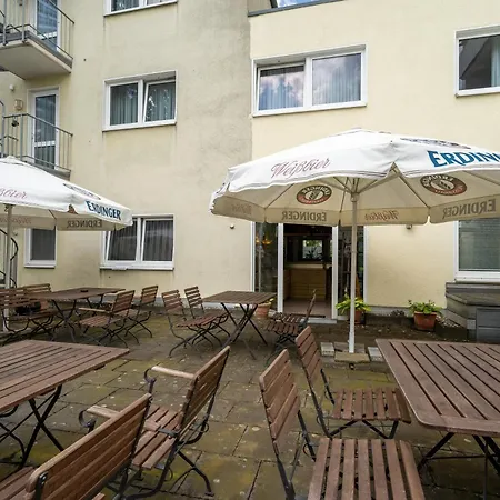 Otel Airport Business Köln