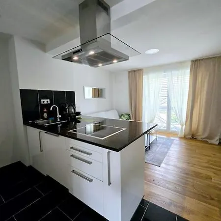 Apartment Elegantes Riverside Köln