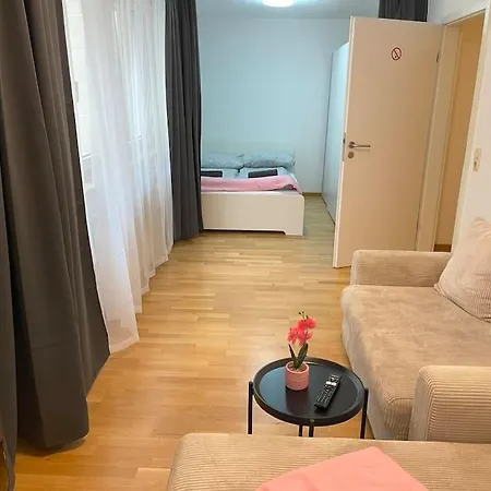 Cozy Studio In Neusser Street * Köln