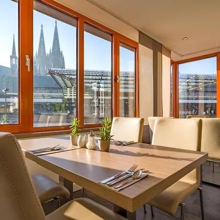 Hotel Kommerzhotel 3*