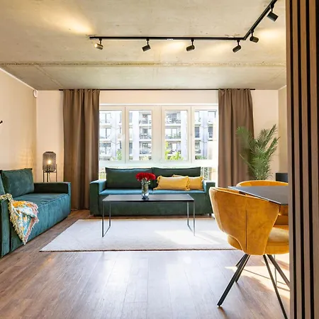 Svyvo - Serviced Ehrenfeld Apartment