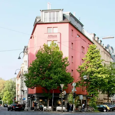 Apartment Grosse Dachgeschosswohnung Mit Balkon Im Belgischen Viertel