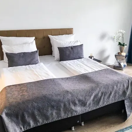 Rheinblick Aparthotel Cologne