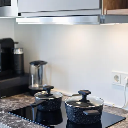 Svyvo - Serviced Ehrenfeld Apartment *