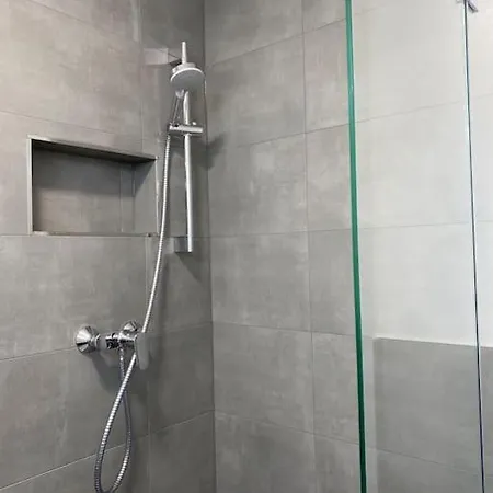 1 Apartment Cologne