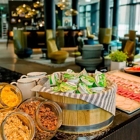 Hotel One Koeln-messe