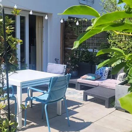 Holiday home Modernes Haus Nahe Zentrum- Mindestens 6 Naechte Cologne
