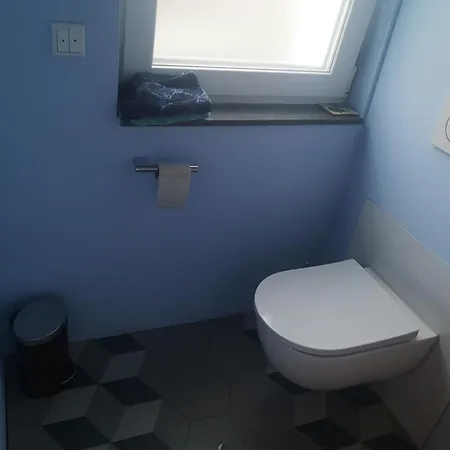 Modernes Haus Nahe Zentrum- Mindestens 6 Naechte