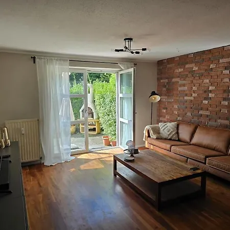Apartment Stilvolles 2 Zi Mit 65qm Und Terrasse *