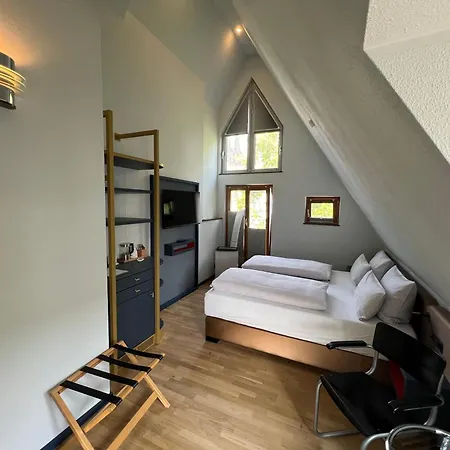 Lint Hotel