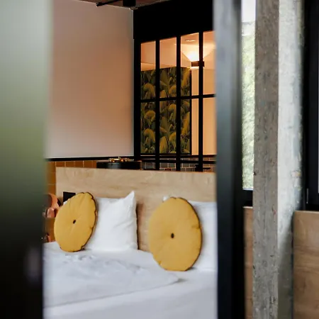 Hotel Koncept International