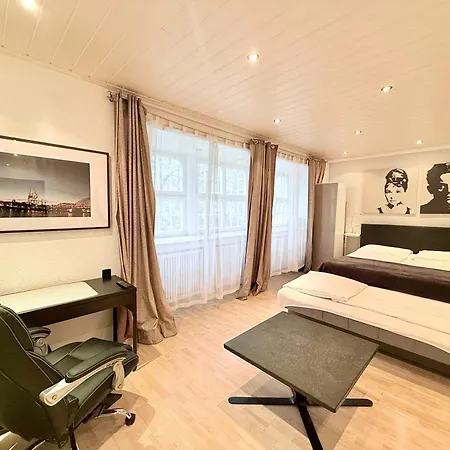 Hotel Altstadthotel Hayk Am Rhein Köln