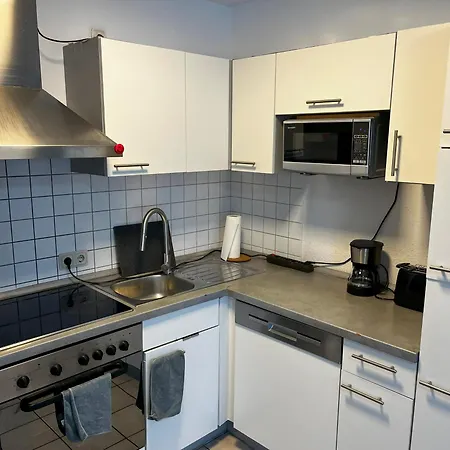 Aparment In Popular Neighborhood Apartment *