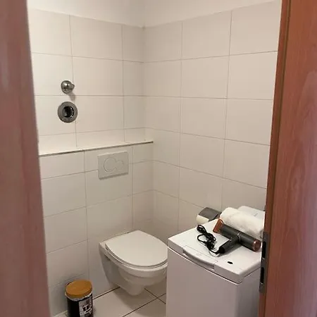 Apartment Aparment In Popular Neighborhood