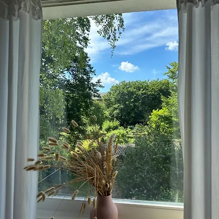 Stilvolle, Ruhige Und Zentrale In Ehrenfeld Apartment Köln