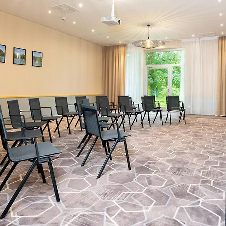 Leonardo Royal - Am Stadtwald 4*