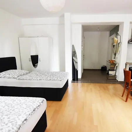 Dorya Am Ring Apartment