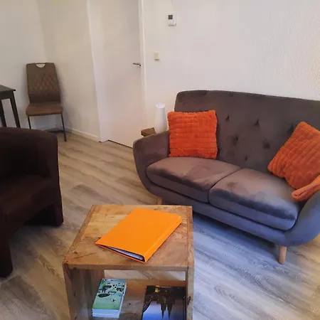 Apartment Gemuetliches Nest In Bester Koelner City-wohnlage
