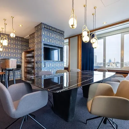 Aparthotel Ehrenfeld 4*