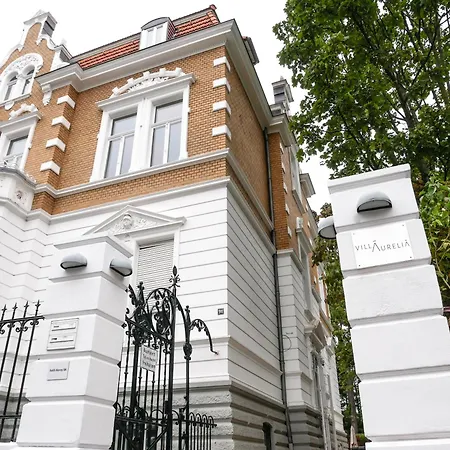 Aurelia Apartment *
