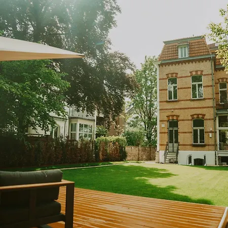 Aurelia * Cologne