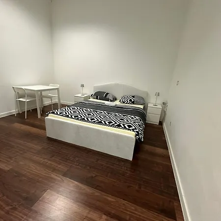 Center * Colonia