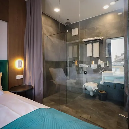 Hotel B-chill