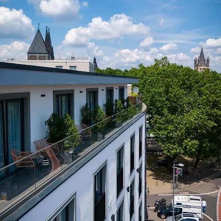 Hotel B-chill 4*