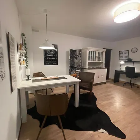 Apartment Iii *