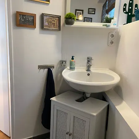 Iii Apartment