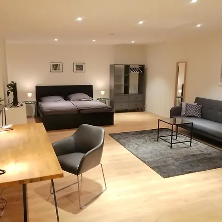 Schoene 3-zimmer-wohnung In Koeln-brueck Mit Eigenem Parkplatz Apartment *