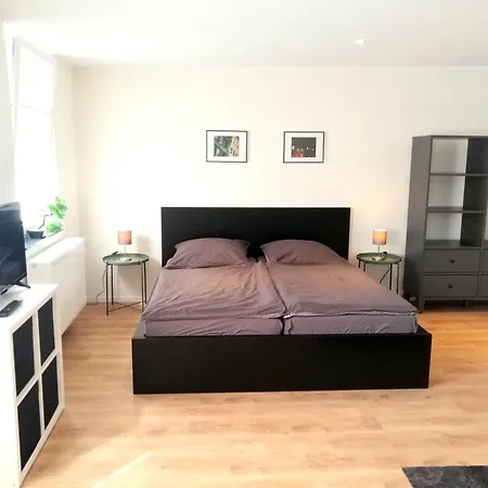 Schoene 3-zimmer-wohnung In Koeln-brueck Mit Eigenem Parkplatz Cologne