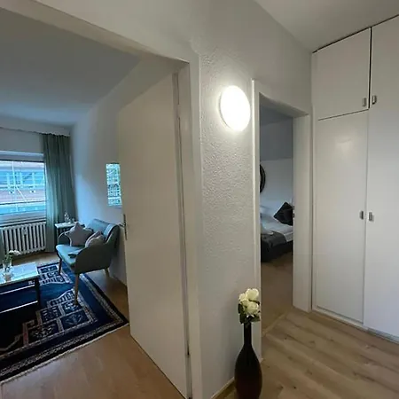 Apartment Bright And Stylish Steps Away From The Rhine