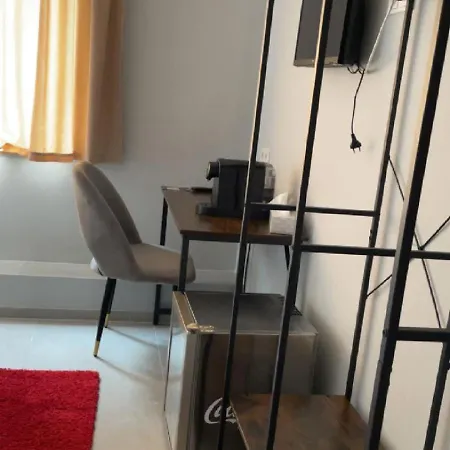 Niehler فندق كولونيا