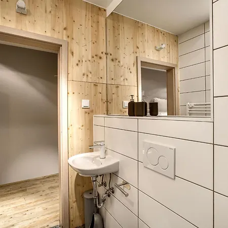 W&g Hotel *