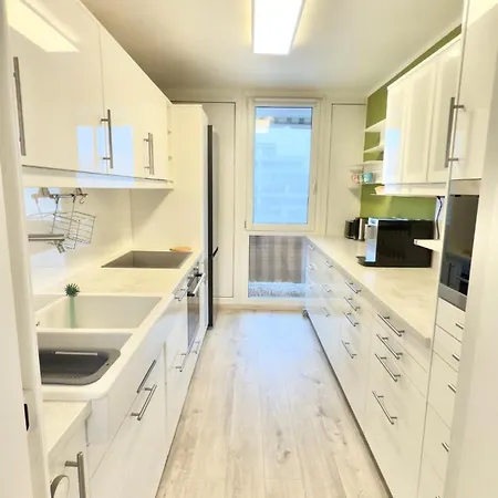 Modern Two-bedroom With Balcony In *