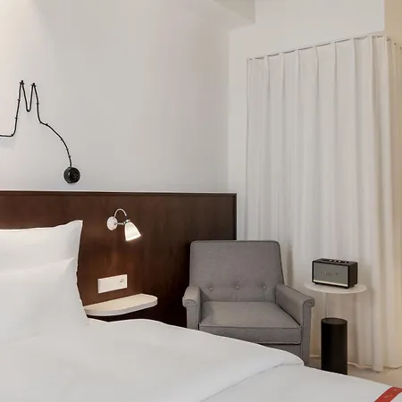 Ruby Ella Hotel 4*