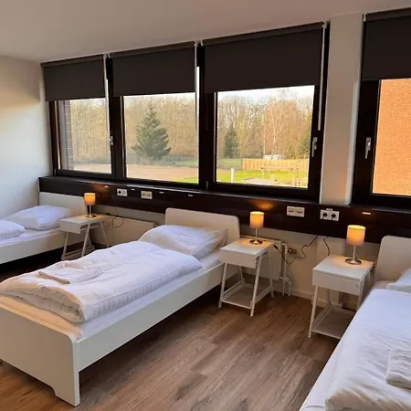 Mc Monti Nord Homestay Cologne