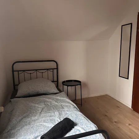 Porz Am Rhein Apartment *