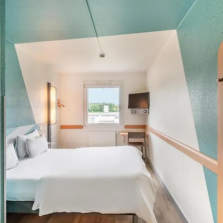 Hotel Koeln-porz 2*