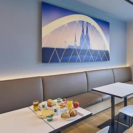 Hotel Köln-messe 2*